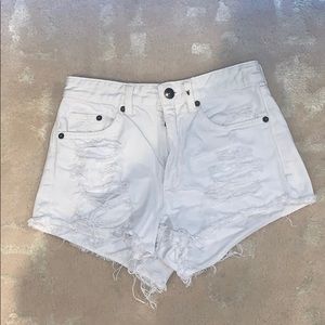 H&M women’s white ripped jean shorts